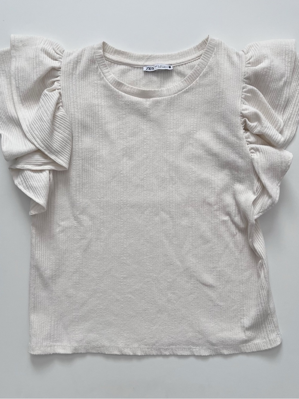 Zara Women’s Cream Ruffle Sleeve Tee size Large L
